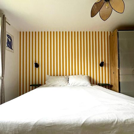 Chambre Dans Maison Meuliere Avec Jardin แชลเลส์ ภายนอก รูปภาพ